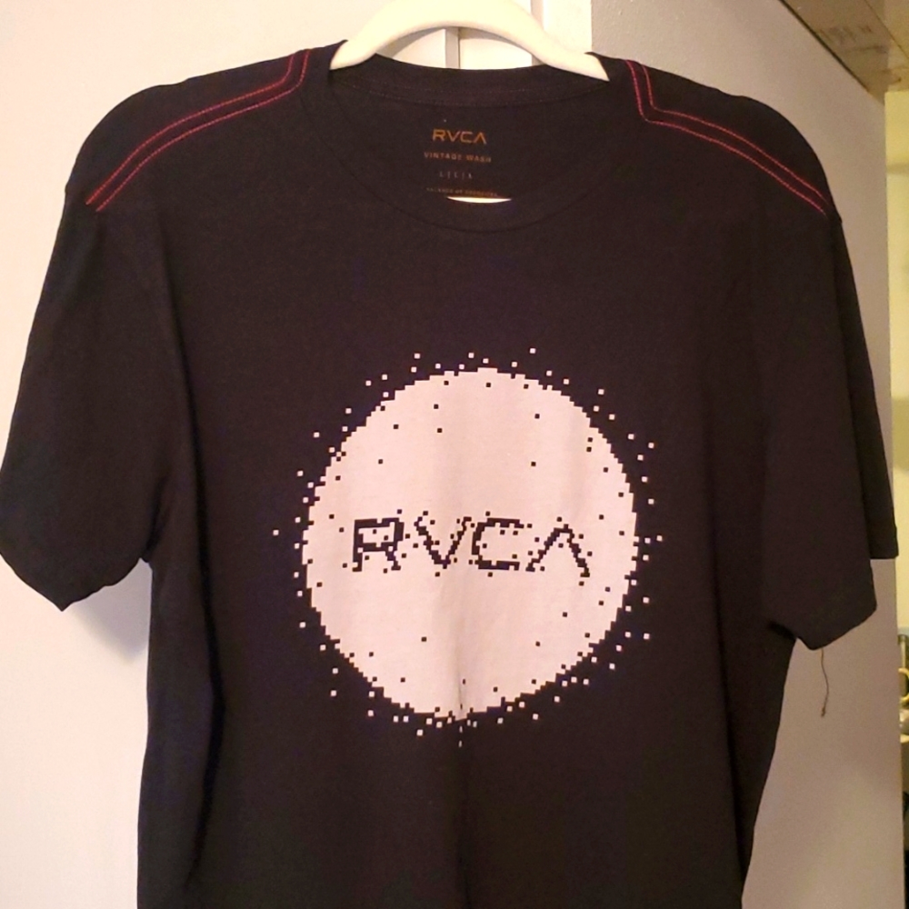 Mens super soft RVCA Tshirt size large
